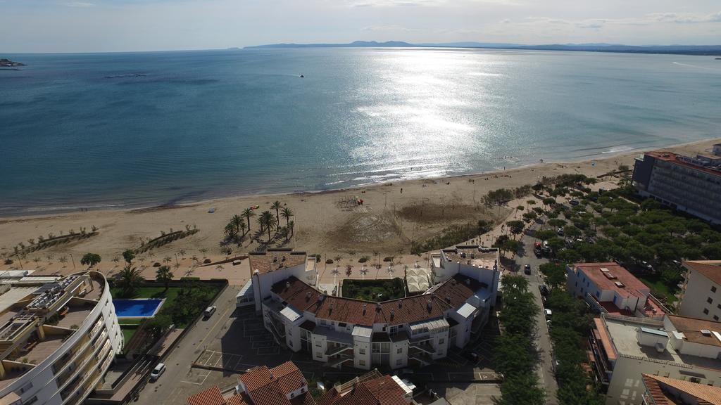 Inmosantos Oasis D4 Apartman Roses Kültér fotó