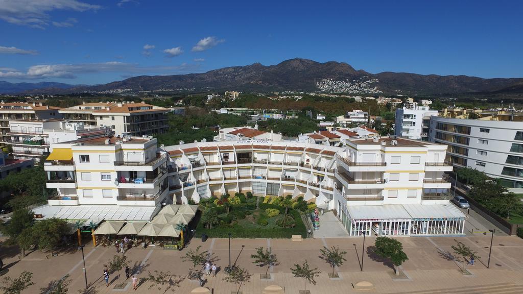 Inmosantos Oasis D4 Apartman Roses Kültér fotó